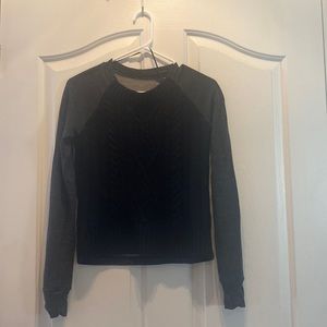 Sweater front black and gray Lululemon